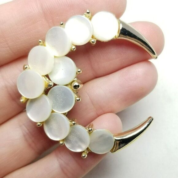 Vintage Crescent Moon Shape Brooch, Gold Tone White Disc Detail Lapel Pin - Picture 1 of 6
